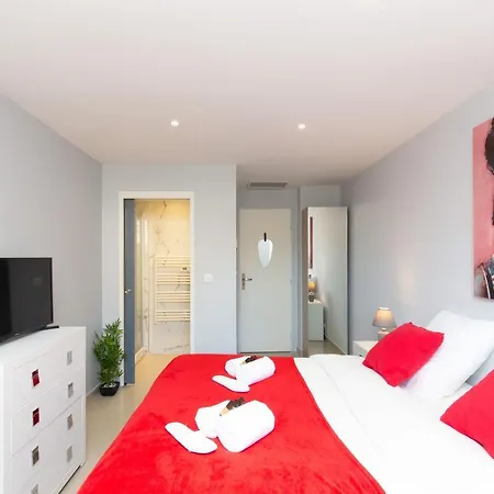 Apartment Festival Yourhosthelper *